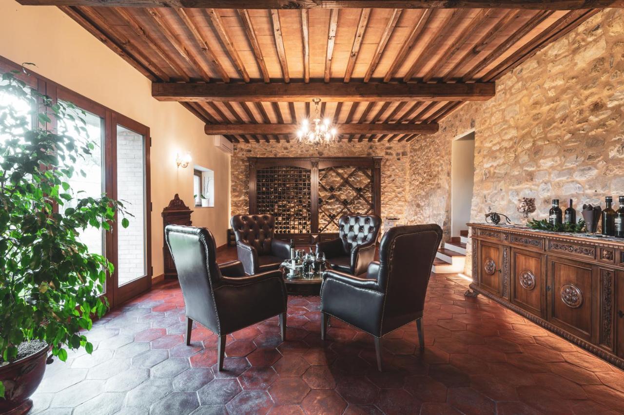 Wine Estate Rooms Paradiso Di Cacuci Montalcino Eksteriør bilde