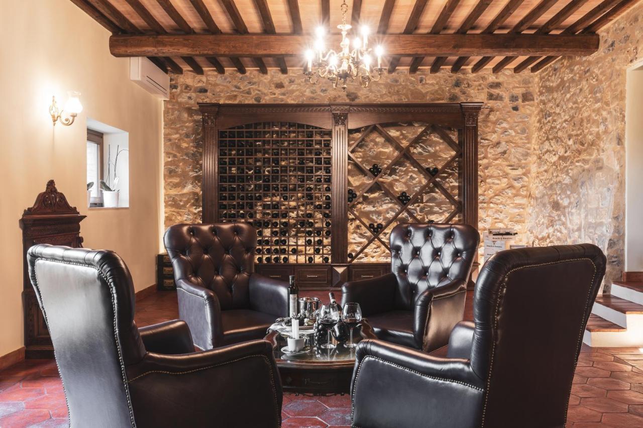 Wine Estate Rooms Paradiso Di Cacuci Montalcino Eksteriør bilde